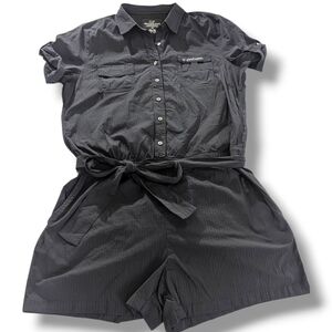 Vineyard Vines Searsucker Harbour Navy BlueUtility Jumpsuit Shorts Cuffed Sleeve